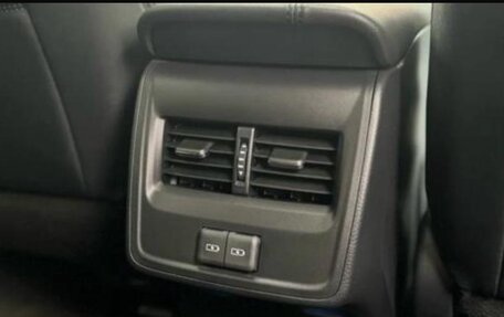 Toyota Avalon, 2022 год, 3 390 000 рублей, 8 фотография