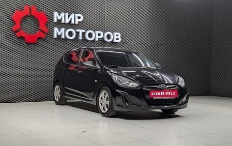 Hyundai Solaris II рестайлинг, 2013 год, 730 000 рублей, 3 фотография