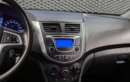 Hyundai Solaris II рестайлинг, 2013 год, 730 000 рублей, 16 фотография