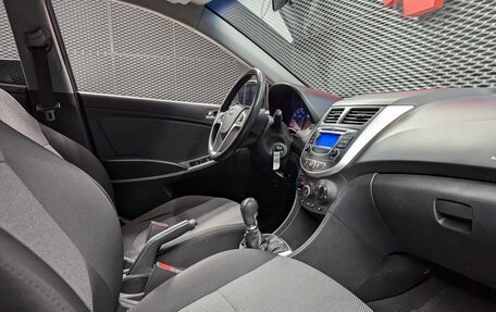 Hyundai Solaris II рестайлинг, 2013 год, 730 000 рублей, 25 фотография