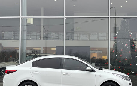 KIA Rio IV, 2017 год, 980 000 рублей, 8 фотография