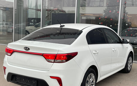 KIA Rio IV, 2017 год, 980 000 рублей, 4 фотография