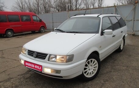 Volkswagen Passat B4, 1994 год, 430 000 рублей, 1 фотография