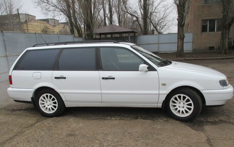 Volkswagen Passat B4, 1994 год, 430 000 рублей, 3 фотография