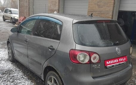 Volkswagen Golf Plus I, 2006 год, 400 000 рублей, 2 фотография