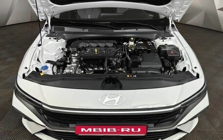 Hyundai Elantra, 2025 год, 2 399 000 рублей, 11 фотография