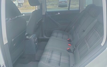 Volkswagen Tiguan I, 2015 год, 1 390 000 рублей, 6 фотография