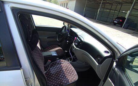 Hyundai Verna II, 2008 год, 460 000 рублей, 7 фотография