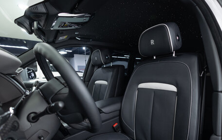 Rolls-Royce Cullinan, 2024 год, 61 990 000 рублей, 13 фотография