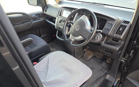 Nissan Serena III, 2010 год, 990 000 рублей, 13 фотография