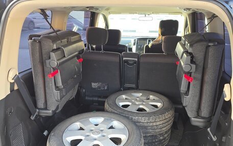 Nissan Serena III, 2010 год, 990 000 рублей, 20 фотография