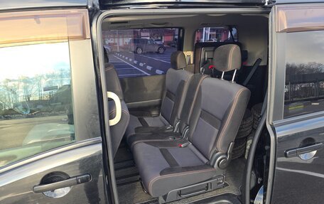 Nissan Serena III, 2010 год, 990 000 рублей, 18 фотография