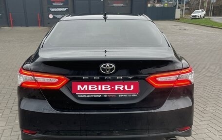 Toyota Camry, 2020 год, 2 790 000 рублей, 5 фотография