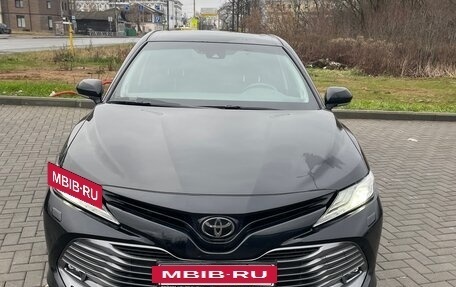 Toyota Camry, 2020 год, 2 790 000 рублей, 2 фотография