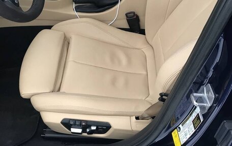 BMW 3 серия, 2017 год, 2 300 000 рублей, 17 фотография