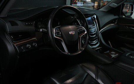 Cadillac Escalade IV, 2018 год, 6 950 000 рублей, 17 фотография