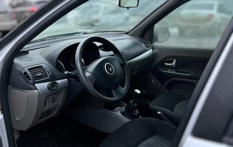 Renault Symbol, 2010 год, 380 000 рублей, 9 фотография