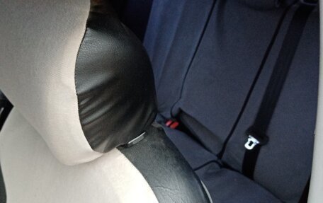 Hyundai i20 IB рестайлинг, 2010 год, 390 000 рублей, 11 фотография