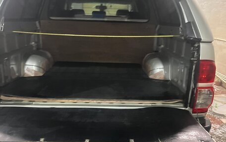 Toyota Hilux VII, 2013 год, 2 380 000 рублей, 7 фотография