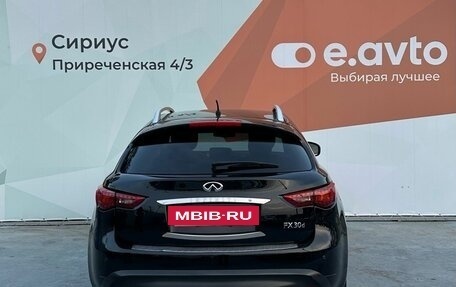 Infiniti FX II, 2013 год, 2 050 000 рублей, 5 фотография