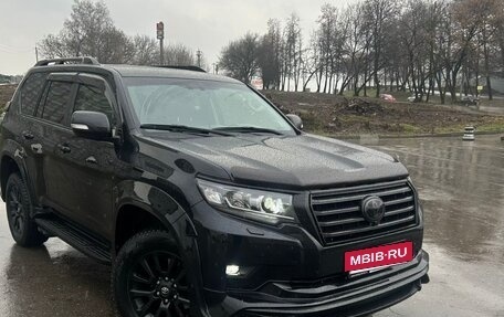 Toyota Land Cruiser Prado 150 рестайлинг 2, 2019 год, 4 909 000 рублей, 2 фотография