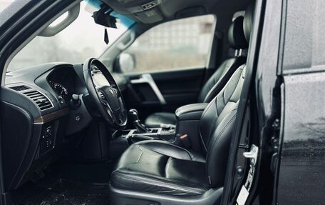 Toyota Land Cruiser Prado 150 рестайлинг 2, 2019 год, 4 909 000 рублей, 11 фотография