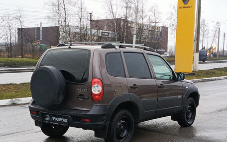 Chevrolet Niva I рестайлинг, 2017 год, 700 000 рублей, 9 фотография