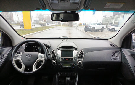 Hyundai ix35 I рестайлинг, 2013 год, 1 100 000 рублей, 17 фотография