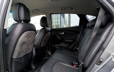 Hyundai ix35 I рестайлинг, 2013 год, 1 100 000 рублей, 15 фотография