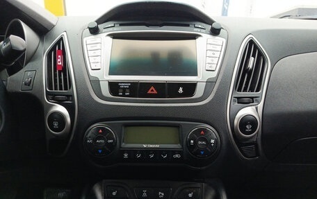 Hyundai ix35 I рестайлинг, 2013 год, 1 100 000 рублей, 18 фотография