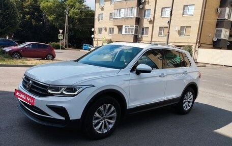 Volkswagen Tiguan II, 2021 год, 3 450 000 рублей, 4 фотография