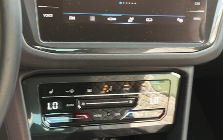 Volkswagen Tiguan II, 2021 год, 3 450 000 рублей, 6 фотография