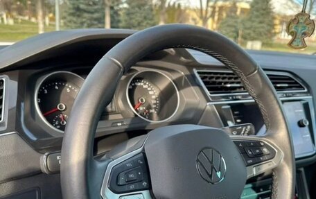 Volkswagen Tiguan II, 2021 год, 3 450 000 рублей, 9 фотография