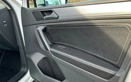 Volkswagen Tiguan II, 2021 год, 3 450 000 рублей, 8 фотография