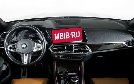 BMW X5, 2019 год, 7 347 000 рублей, 13 фотография