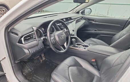 Toyota Camry, 2019 год, 2 799 000 рублей, 9 фотография