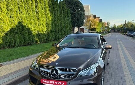 Mercedes-Benz E-Класс, 2014 год, 2 490 000 рублей, 3 фотография