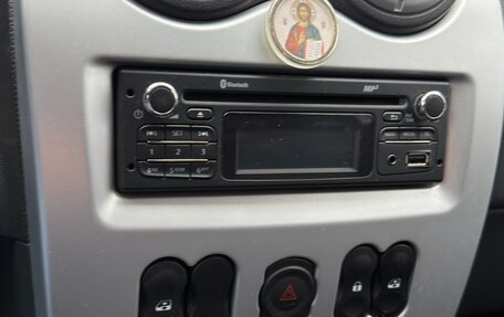 Renault Sandero I, 2013 год, 839 000 рублей, 19 фотография