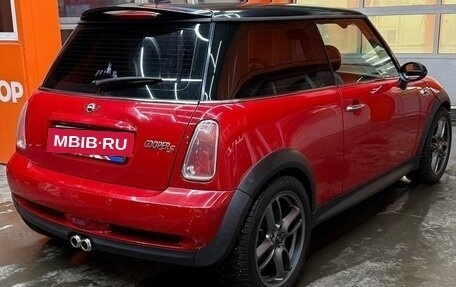 MINI Hatch, 2005 год, 725 000 рублей, 2 фотография