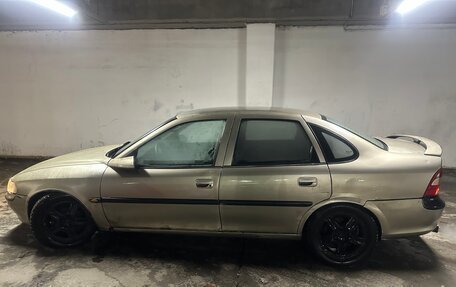 Opel Vectra B рестайлинг, 1997 год, 90 000 рублей, 5 фотография