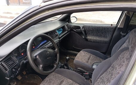 Opel Vectra B рестайлинг, 1996 год, 115 000 рублей, 5 фотография