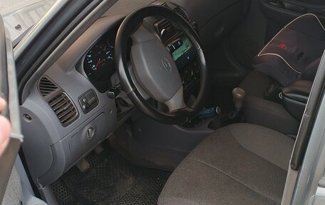 Hyundai Accent II, 2005 год, 250 000 рублей, 10 фотография