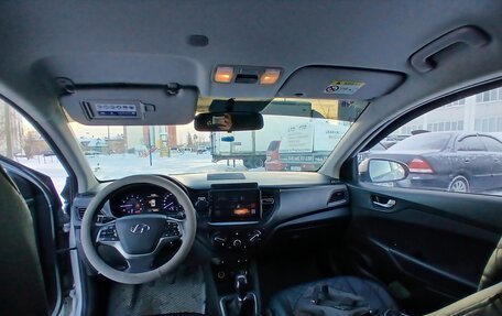 Hyundai Solaris II рестайлинг, 2021 год, 1 200 000 рублей, 7 фотография