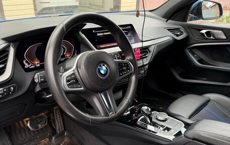 BMW 1 серия, 2019 год, 2 380 000 рублей, 11 фотография