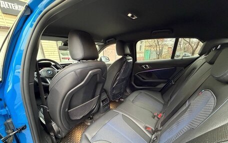 BMW 1 серия, 2019 год, 2 380 000 рублей, 17 фотография