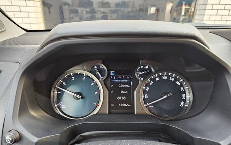 Toyota Land Cruiser Prado 150 рестайлинг 2, 2020 год, 7 226 000 рублей, 9 фотография