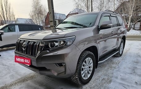 Toyota Land Cruiser Prado 150 рестайлинг 2, 2020 год, 7 226 000 рублей, 7 фотография