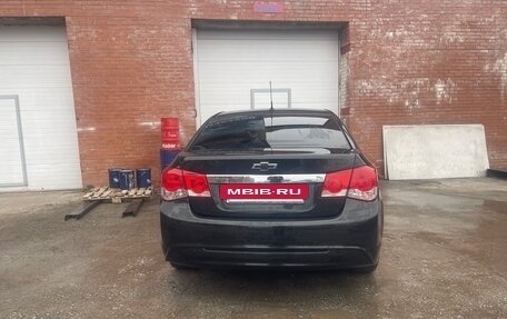 Chevrolet Cruze II, 2013 год, 660 000 рублей, 3 фотография