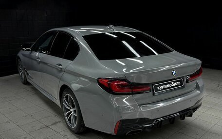 BMW 5 серия, 2021 год, 3 670 300 рублей, 4 фотография