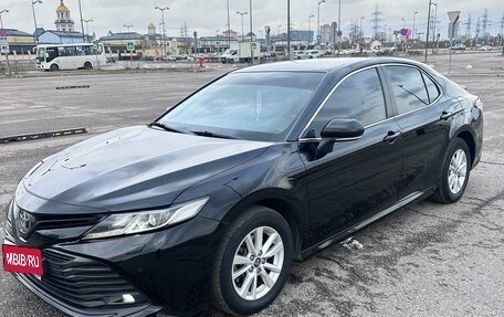 Toyota Camry, 2020 год, 2 580 000 рублей, 1 фотография